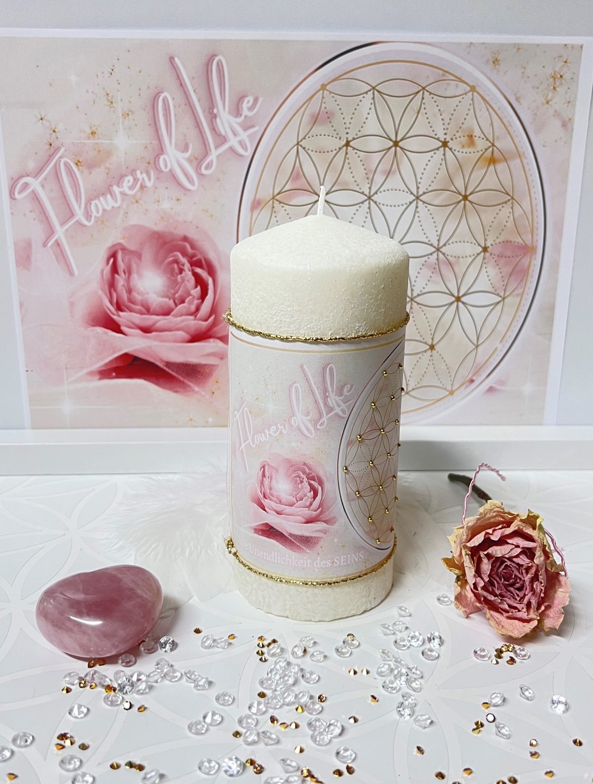 Geweihte Kerze "Verbinde Dich mit dem schützenden und universellen Licht „Flower of LIFE“- Herzenslicht (Rosa.Weiss.Gold)