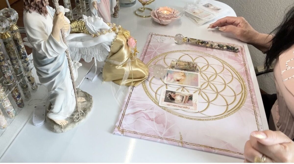 Kartenlegungstuch to-go „Flower of Life“ – vielseitig & lichtvoll – Bild 3